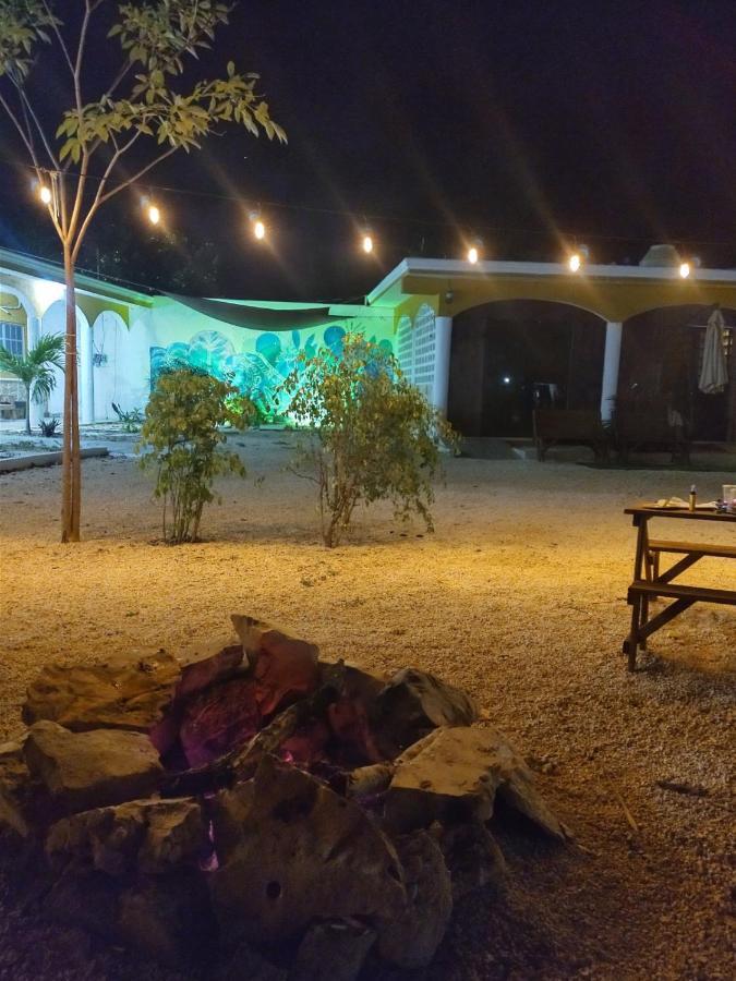 Hotel Villa Gabriela - Restaurant, Bikes ,Lands Tours Celestun Esterno foto